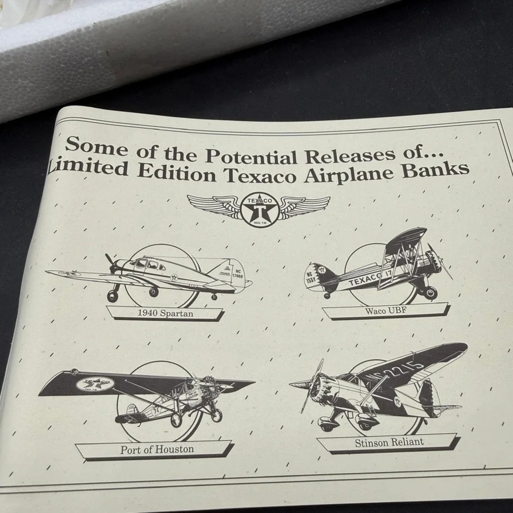 Vintage Wings of Texaco 1929 Curtiss Robin Airplane Bank‎ Diecast Red OS Vintage